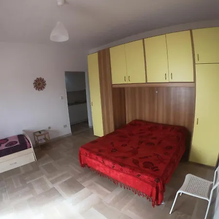 Rivamare Campora بيت للعطل