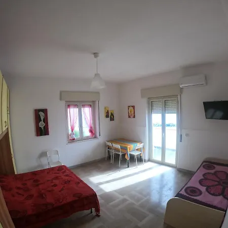 Rivamare Campora بيت للعطل *