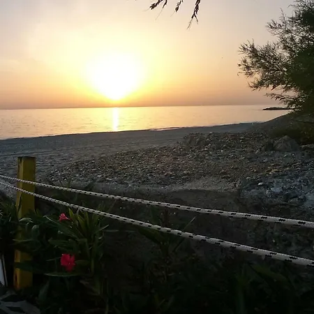 Rivamare Campora بيت للعطل *